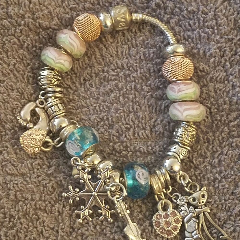 Bracelet